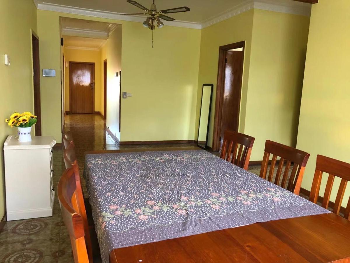 A Single Room Near The Railway Station Melbourne Exterior foto