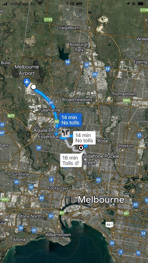 A Single Room Near The Railway Station Melbourne Exterior foto